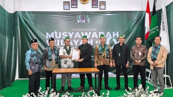 Screenshot_2025-11-13-08-15-01-074_com.android.chrome-edit