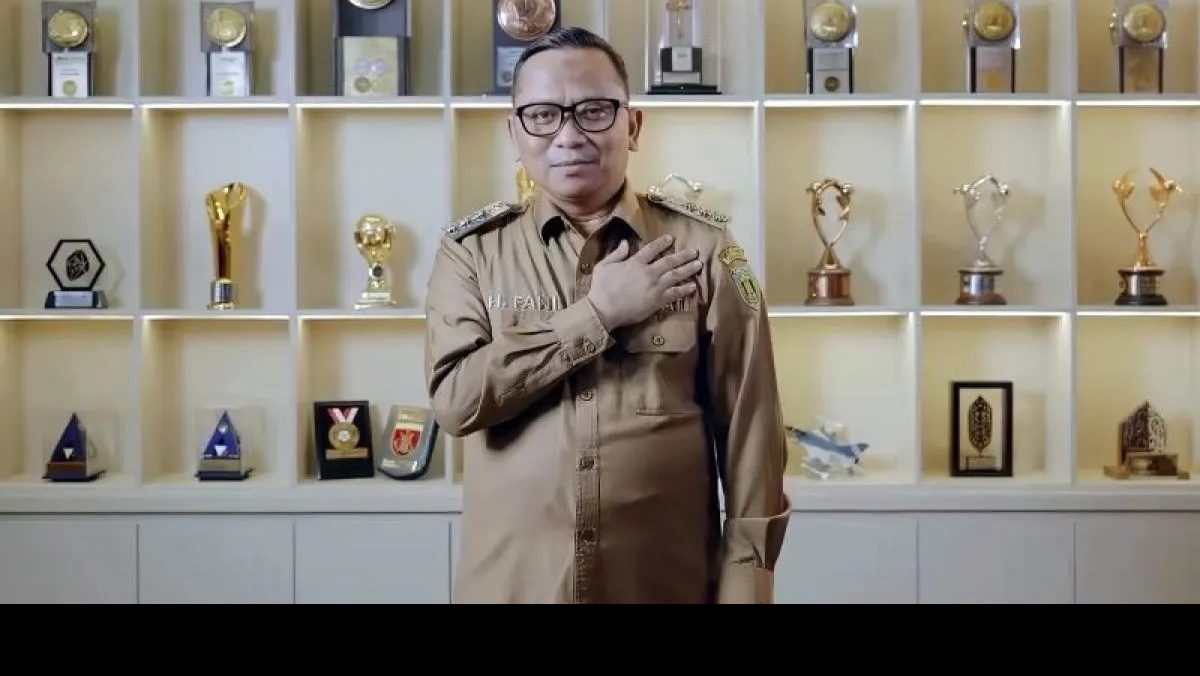 bupati-Rabalong-haji-Fani