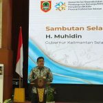 H.-M.-Muslim-mewakili-Gubernur-Kalsel-H.-Muhidin-saat-menyampaikan-sambutan-Banjarmasin-Kamis-532026.-Wartawasaka