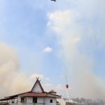 Satgas Gabungan dan Dua Helikopter Diterjunkan Tangani Karhutla Pengayuan IMG_4364-1-682x1024